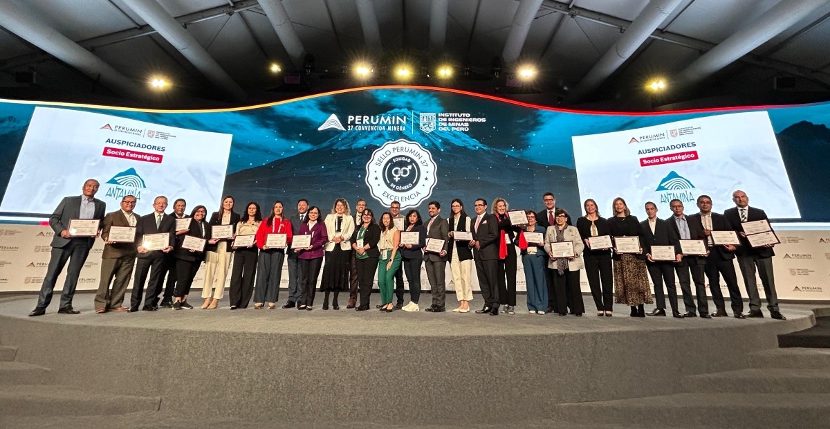 Ferreycorp, Ferreyros y Unimaq reciben el Sello PERUMIN a la Excelencia en Equidad de Género
